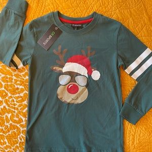 Size 5/6 Christmas tshirt NWT!
